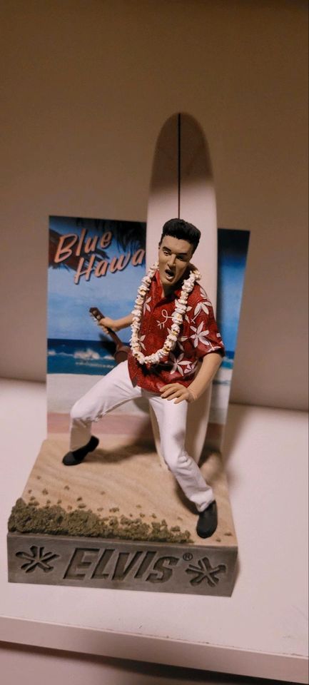 Elvis Presley Blue Hawaii Figur Sammler in Bendorf