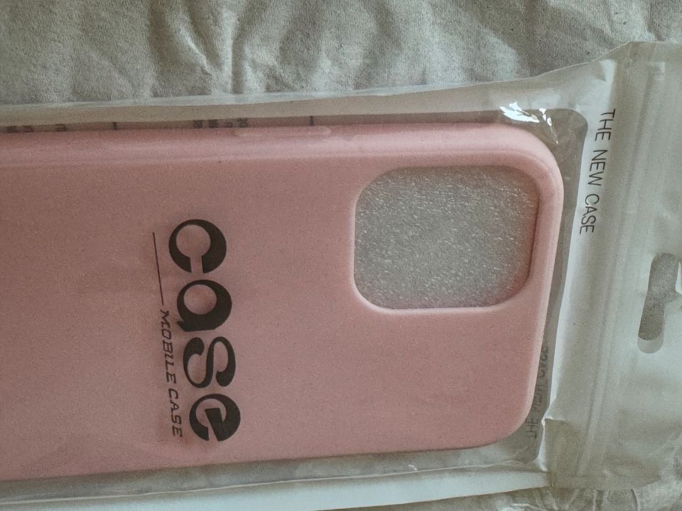 Case iPhone 12 Pro Max in Original-Verpackung Rosa in Quakenbrück