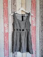 Sommer Kleid kurz Cutouts schwarz weiß Muster Gr. 36-38 von H&M Baden-Württemberg - Ludwigsburg Vorschau