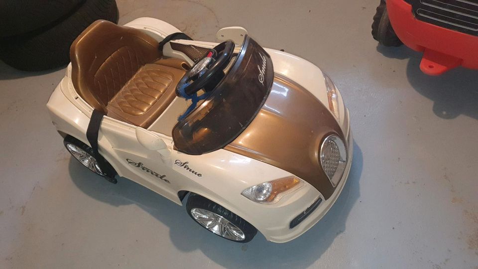 Kinderfahrzeug Elektrisch mit Fernbedienung! in Dietzhölztal