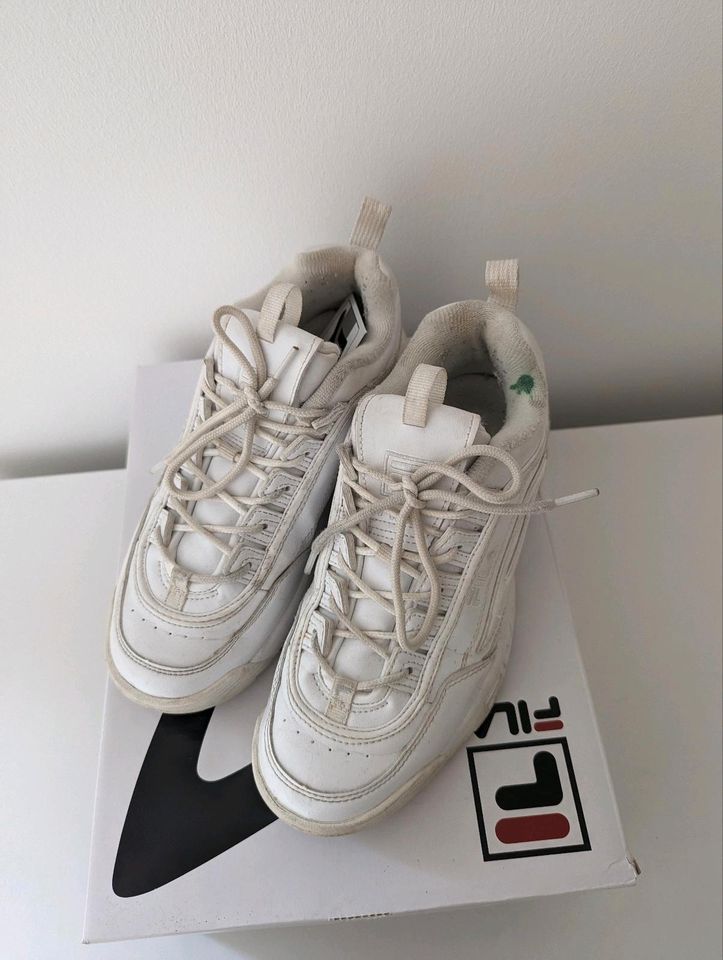 FILA Disruptor, weiß, Größe 5/ 38,5 in Puchheim