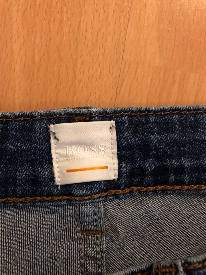 Jeans für Damen (28/32) von Hugo Boss in Stuttgart