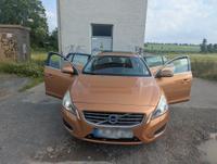 Volvo V60 D5 summon 205PS 2,4L Hessen - Villmar Vorschau
