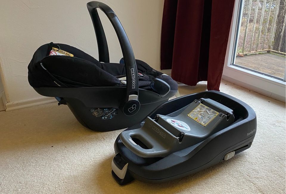 ✅ Maxi Cosi Pebble Babyschale mit Isofix oder Dreipunktgurt in Zusmarshausen