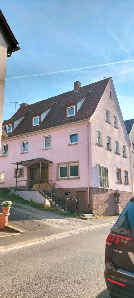 Haus mit 3 Wohneinheiten+Grundstück in Wernfeld/Gemünden in Gemünden a. Main