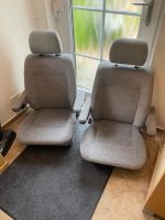 Vw T4 Multivan/Caravelle Sitze Vorne Pilotsitze mit Armlehnen Niedersachsen - Bad Bederkesa Vorschau