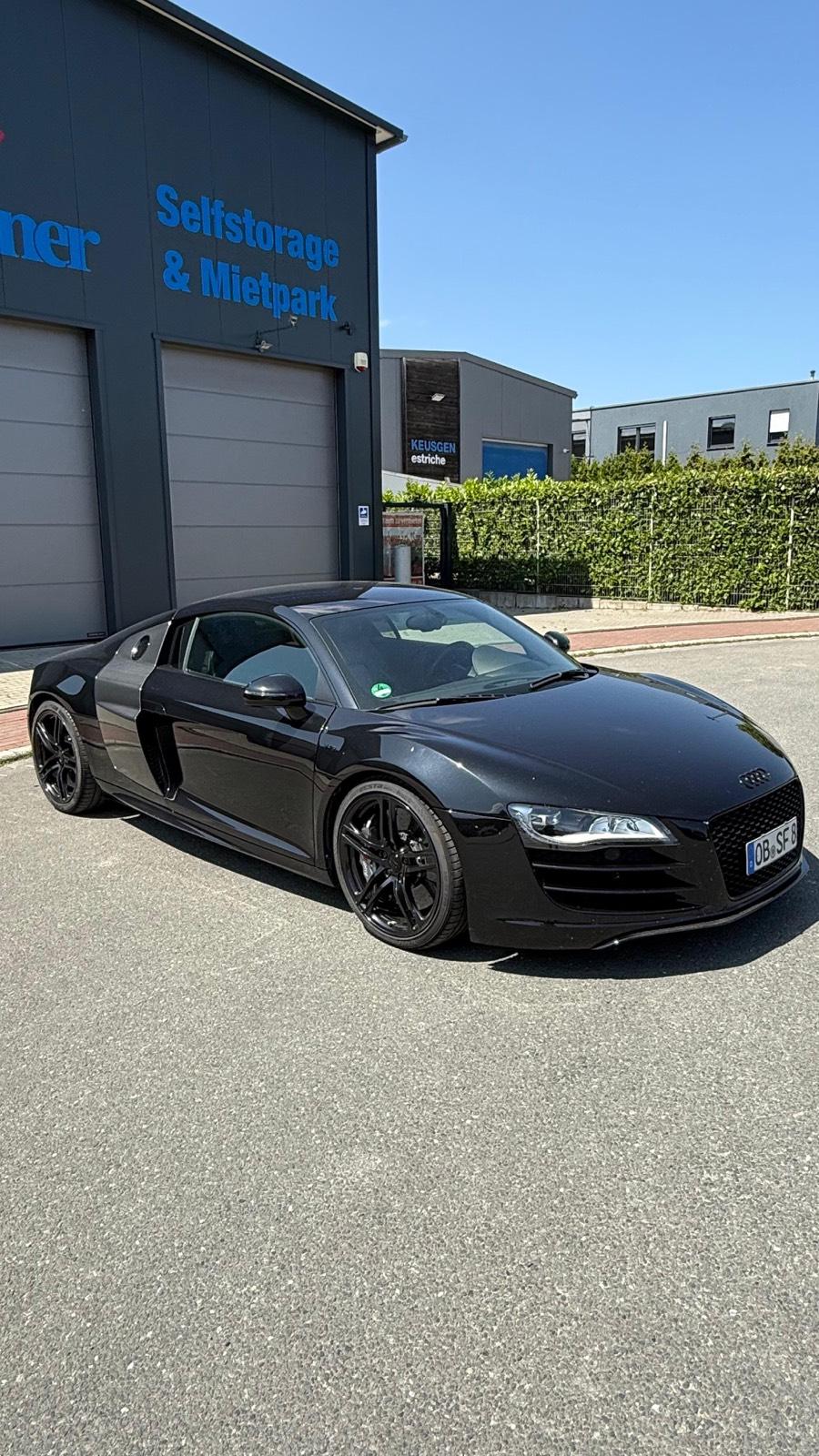 Abbildung des Autos Audi R8 V10 R-Tronic 3xC…