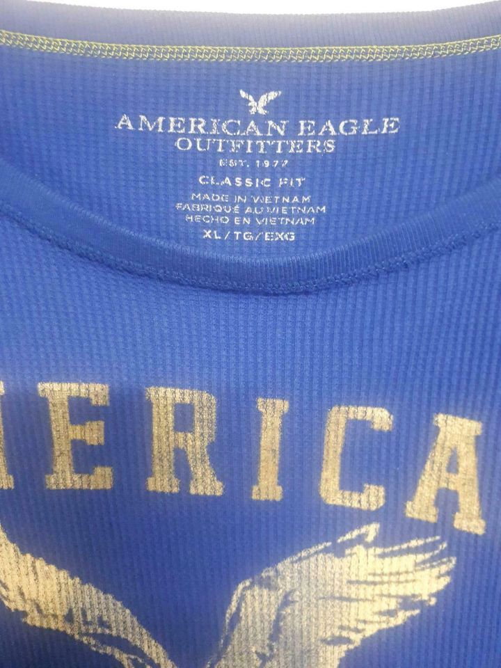 AMERICAN EAGLE Longshirt/Sweatshirt/Pullover in Berlin