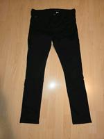 H&M Shaping Jeans schwarz 32/32 Skinny Regular Waist Sachsen - Marienberg Vorschau