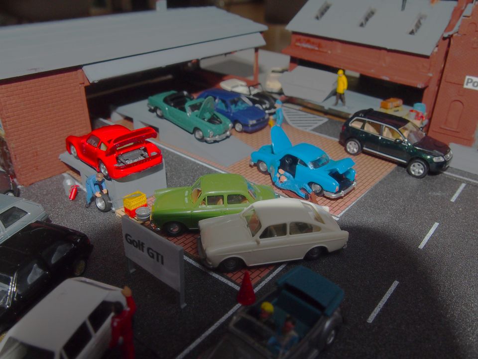 Diorama H0 Porsche, Golf GTI , VW Classic mit sehr viel Zubehör in Dortmund