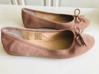 COX Damen Flache Slipper Ballerinas Wildleder Beige Gr. 39 Findorff - Findorff-Bürgerweide Vorschau