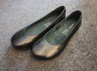 Ballerinas schwarzes Ziegenleder Gr. 39 neu im Karton Bayern - Landshut Vorschau