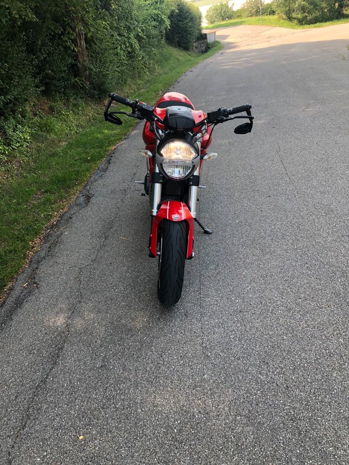 Ducati Monster 696 in Geislingen