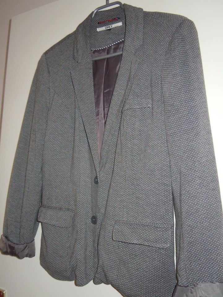 Damen-Blazer – grau mit weißen Pünktchen, von ONLY, Gr. M in Plauen