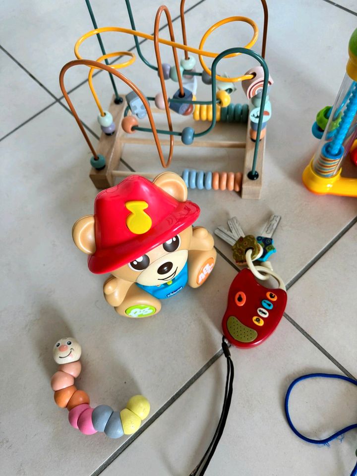 Baby Spielzeuge in Hallbergmoos