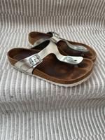 BIRKENSTOCK GIZEH Sandalen Schuhe Gr. 39 Silber Berlin - Spandau Vorschau