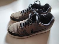 Nike Ebernon low grau Größe 36,5 Bayern - Tiefenbach Oberpf Vorschau