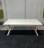 Vitra Tyde Schreibtisch 180x90cm elektrisch höhenverstellbar weiß Hessen - Langen (Hessen) Vorschau