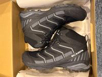 Scarpa Maverick Mid GTX Wanderstiefel Black Gray – EU 44.5 Herren Brandenburg - Schorfheide Vorschau