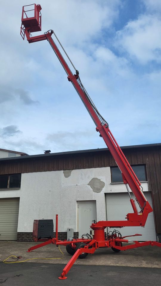 Teupen Arbeitsbühne,Hubsteiger,Lift,Teleskopbühne in Hessisch Lichtenau