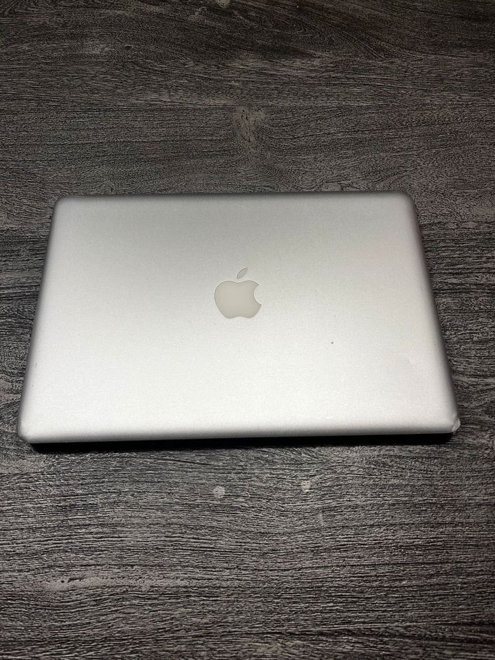 Apple MacBook Air 2,1 2009 in Hann. Münden
