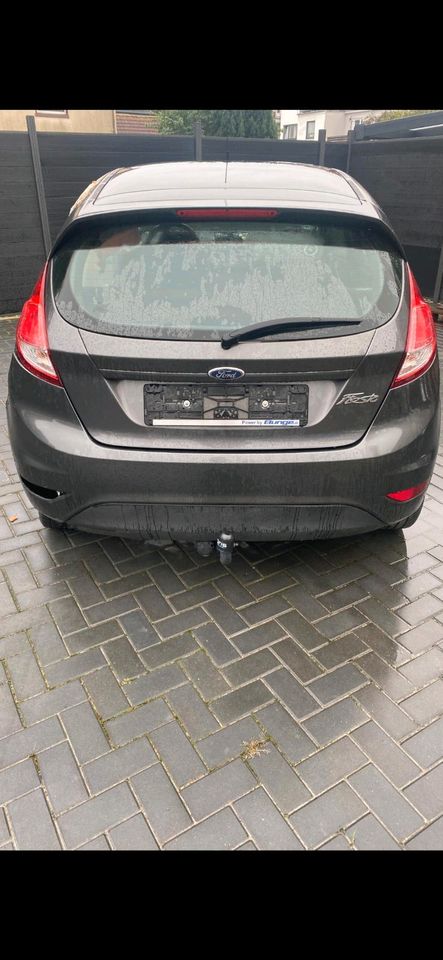 Ford Fiesta mk7 ja8 2016 Heckklappe in Süstedt