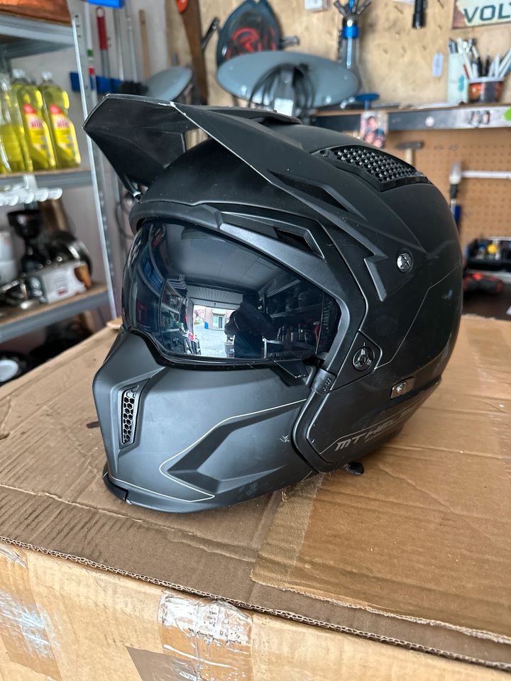 Motorradhelm streetfighter Helm yasuni MT-TR902 in Übach-Palenberg