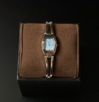 Damen Uhr/ Fossil Uhr / Spangen Uhr/ Armbanduhr/ Silberne Uhr Nordrhein-Westfalen - Niederkassel Vorschau