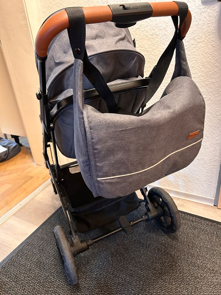 Pixini Kinderwagen 3 in 1 in Essen