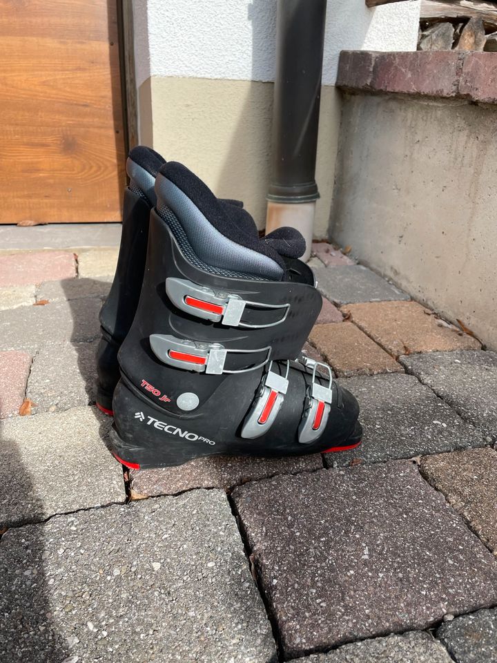 Kinder Ski Schuhe in Burgkirchen