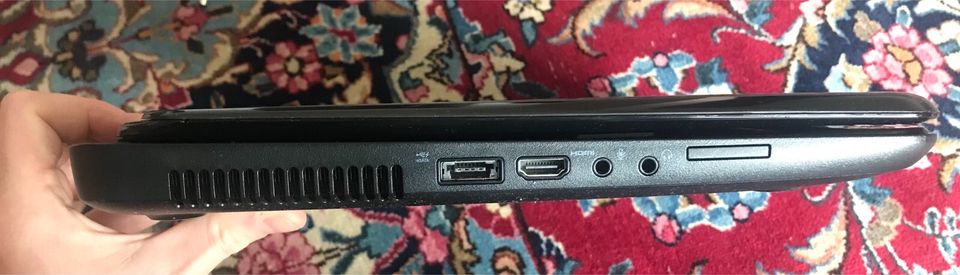 Dell Inspirion N7110  i3 /4GB/446GB HDD/17,3Zoll in Potsdam