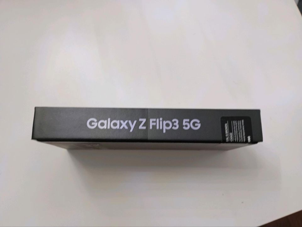 Samsung Galaxy Z3 Flip 5G in einem sehr guten Zustand in Wohratal