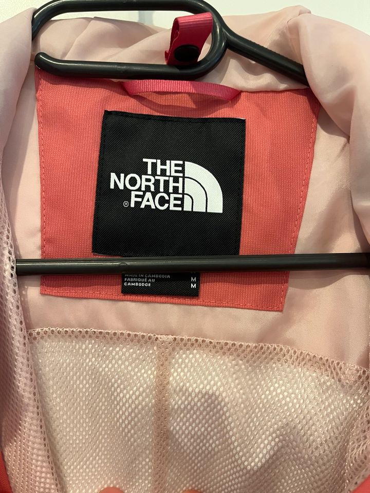 the north face regenjacke damen neu in Solingen