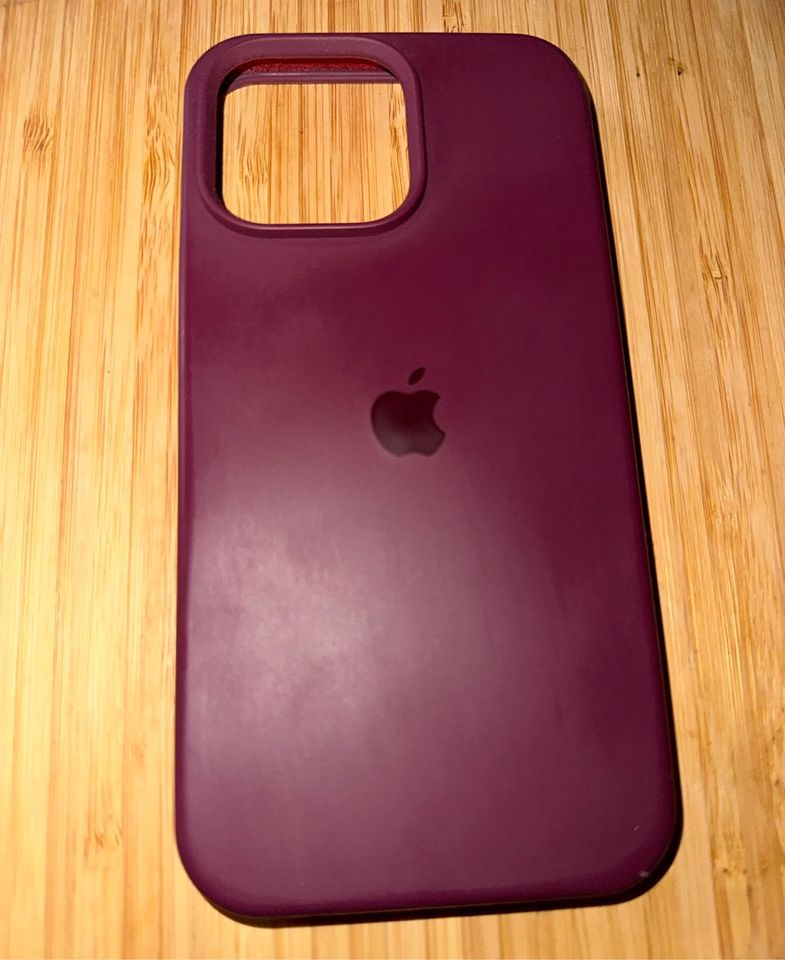 Apple iPhone 14 Pro Max Silikonhülle in Overath