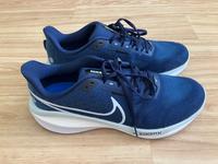 Nike Vomero 17 Navy Blau Herren Größe 45,5 neu Berlin - Lichtenberg Vorschau