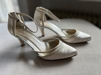 Brautschuhe Rainbow Club Gr. 36 Nordrhein-Westfalen - Mülheim (Ruhr) Vorschau