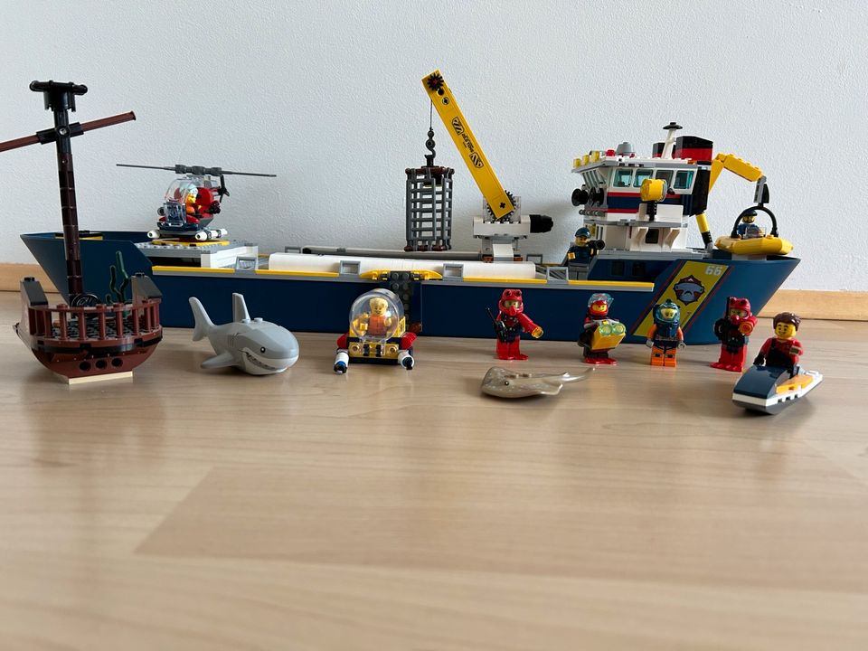 Lego City Meeresforschungsschiff - 60266 mit Originalkarton in Hamburg