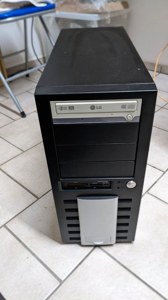 PC Win10 neu installiert 240GB SSD, 8GB, 3.16GHz mit WLAN!!! in Patersdorf