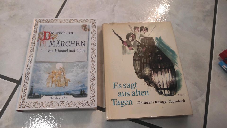 Verschiedene Kinder- und Jugendbücher in Kürten