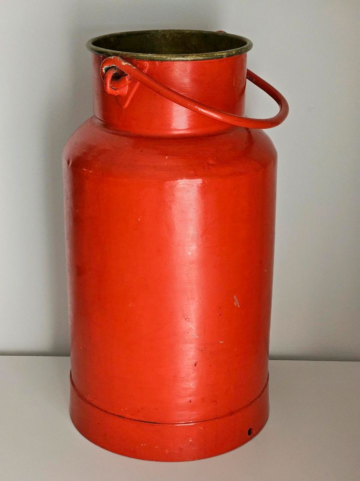 20L Milchkanne aus Metall mit Tragegriff in rot, Rarität in Neu Wulmstorf