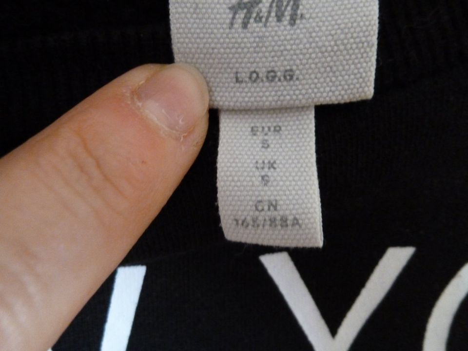 Sweatshirt  Pullover Gr. S von H&M schwarz mit Städteaufdruck in Vilsbiburg