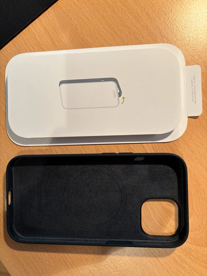 Apple iPhone 15 Silicone Case MagSafe Original NEU in OVP in Flensburg