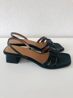 Flattered Damen Sandaletten Gr 41 statt 200 eur Bayern - Erding Vorschau
