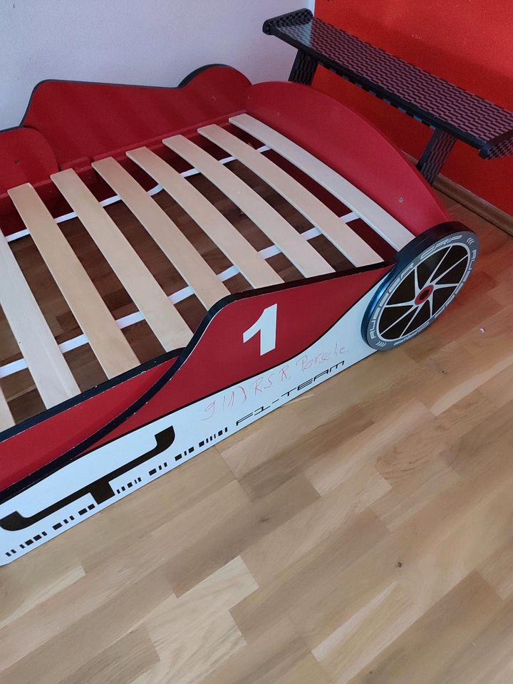 Kinderbett Formel1 Rennauto Bett in Geretsried