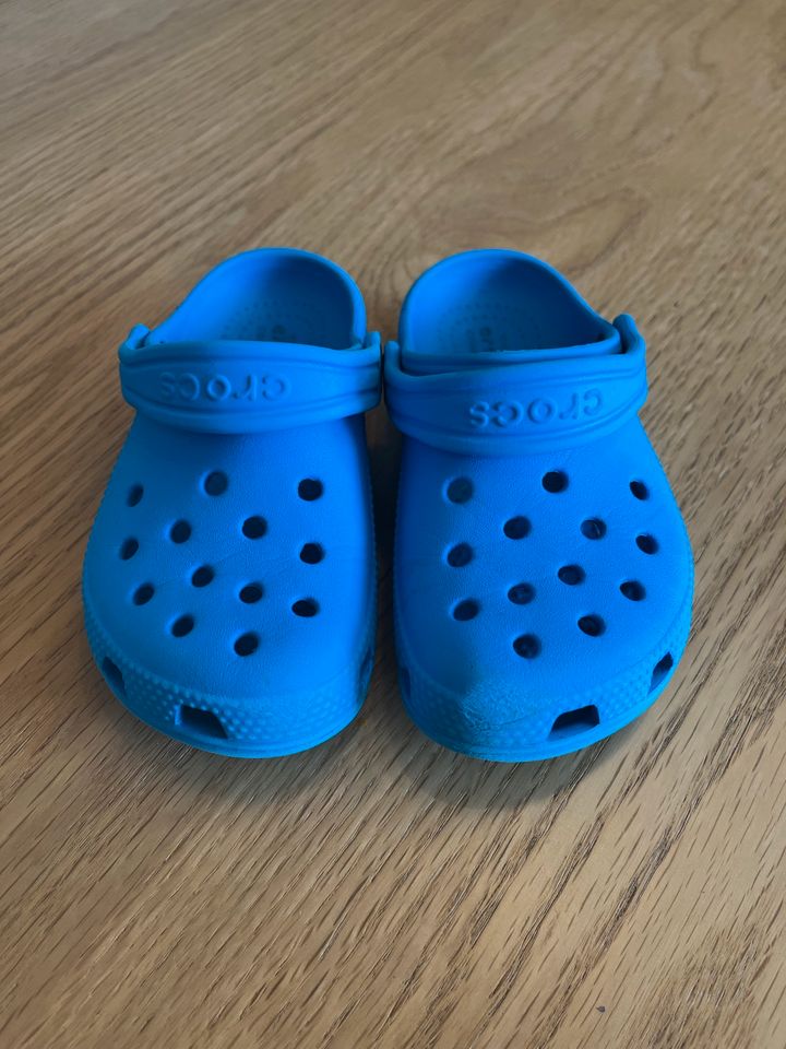 Kinderschuhe Crocs Gr.26 in Wunsiedel