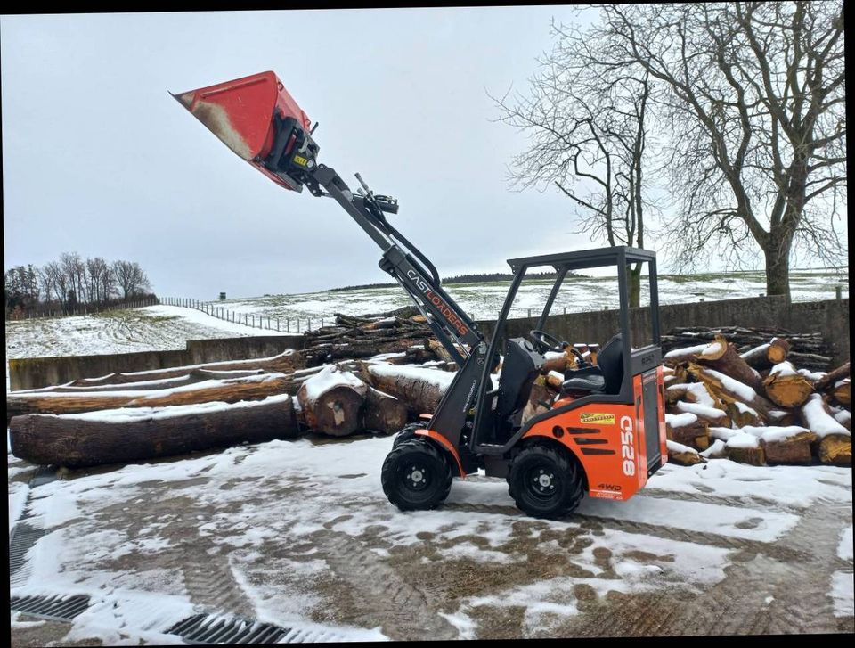 Cast 825D Hoflader Teleskop Geländestapler nur ca. 120 Stunden in Freilassing