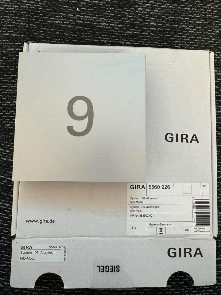 Gira System 106 Infomodul - Aufdruck 9 (oder 6) in Aspach