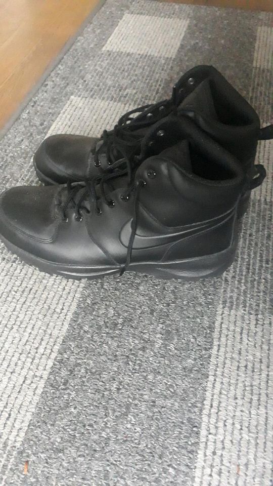 Nike Herren Schuhe 46 in Essen