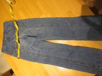 G&M Jeans Mädchen Gr 152 94cm lang gerader Schnitt Ziernaht Hessen - Dieburg Vorschau