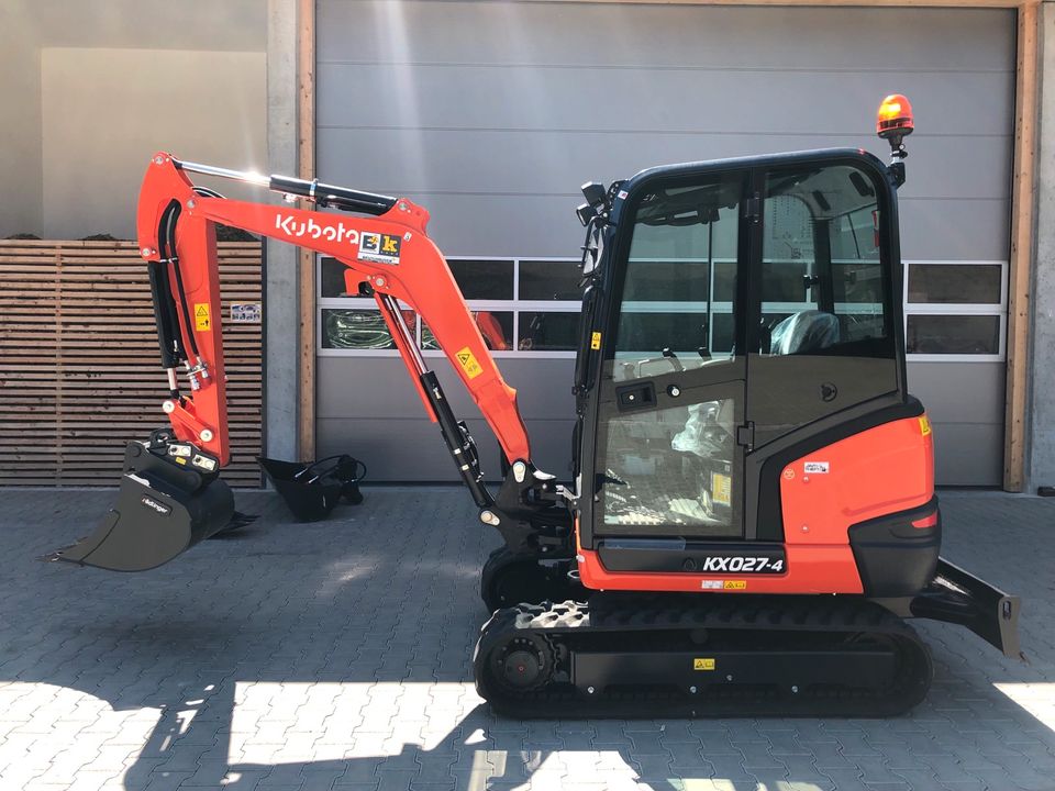 Bagger mit Hydraulikhammer Specht zu vermieten/  Abbruchhammer in Abensberg